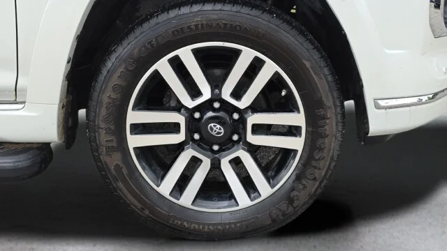 Used 2019 Blizzard Pearl Toyota Limited image 17