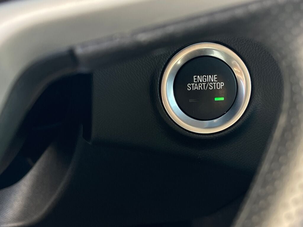 Certified Used 2023 Marine Metallic GMC SLE image 14