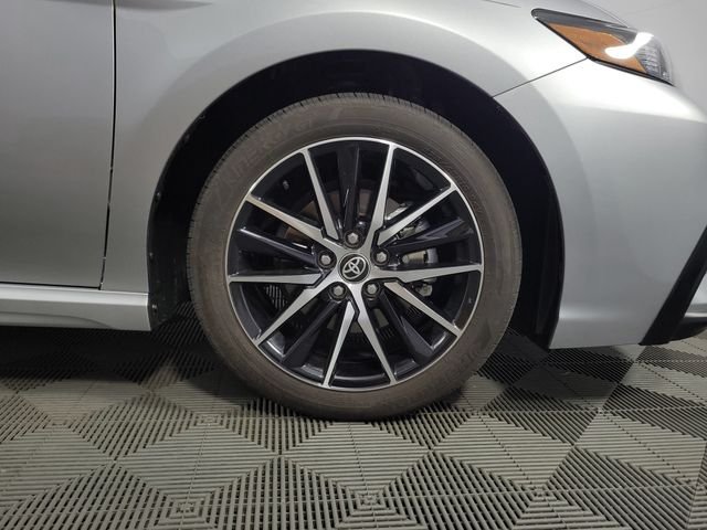 Used 2024 Silver Toyota SE image 11