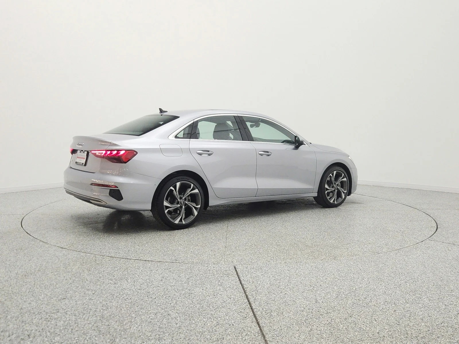 Used 2022 Florett Silver Metallic Audi Premium Plus 40 TFSI image 5