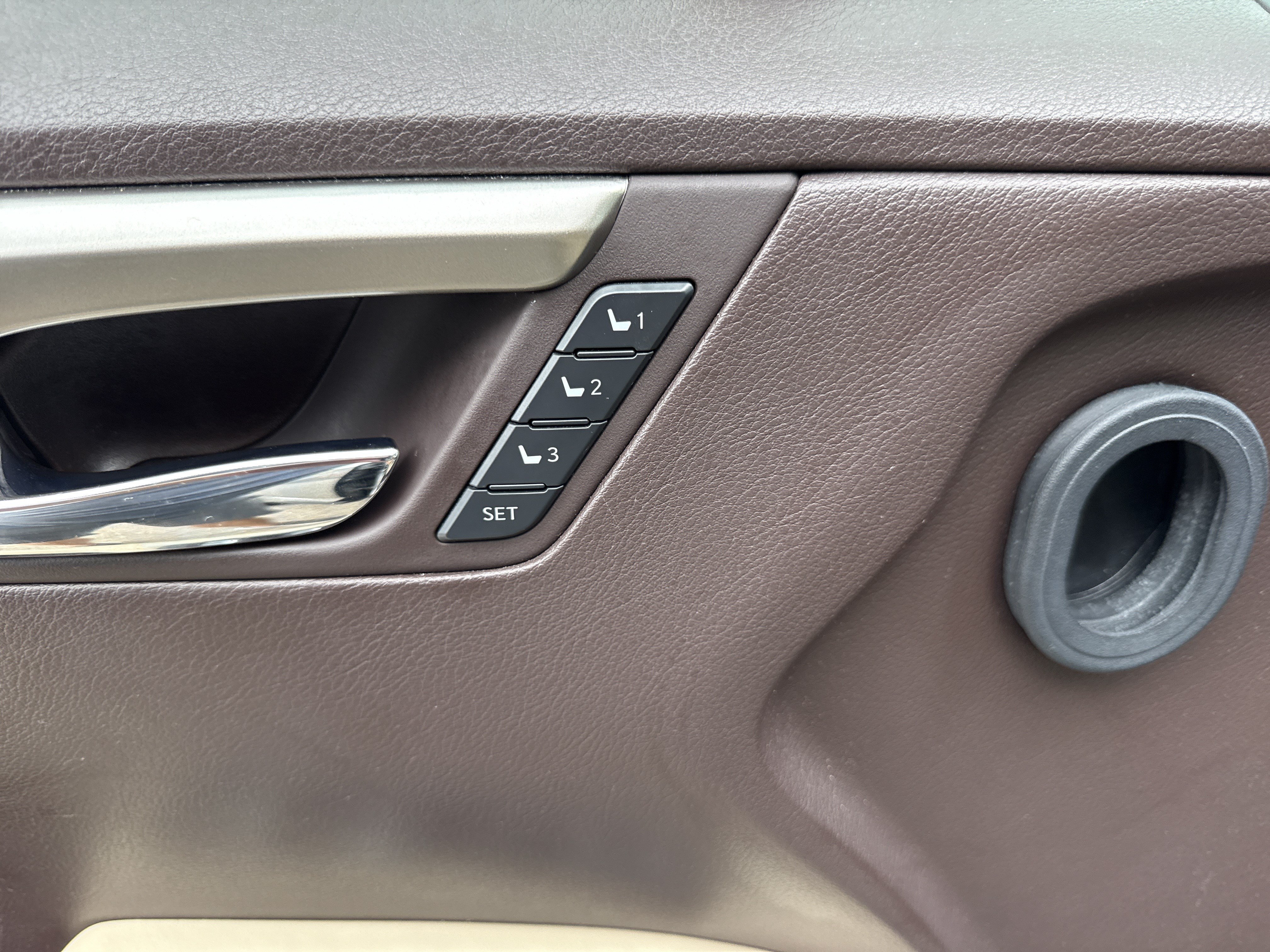Used 2020 Atomic Silver Lexus RX 350 image 13