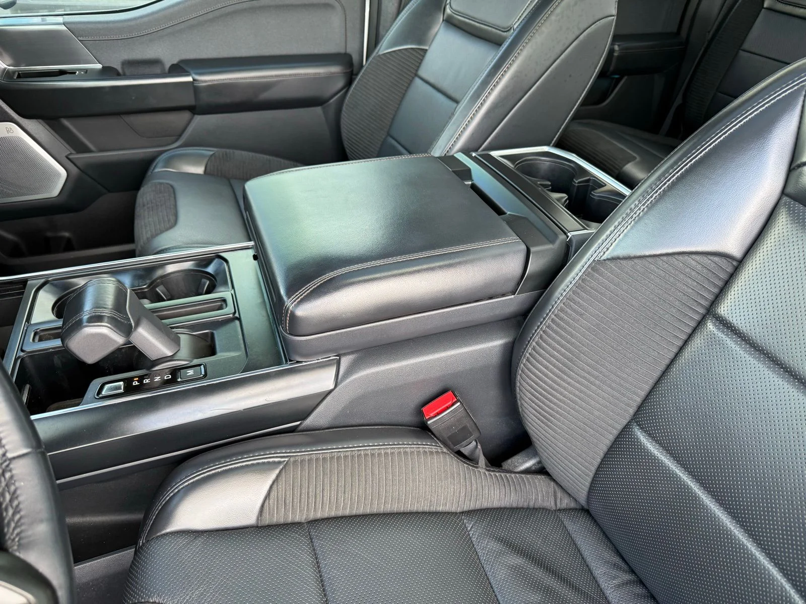 Used 2023 Oxford White Ford Raptor image 29