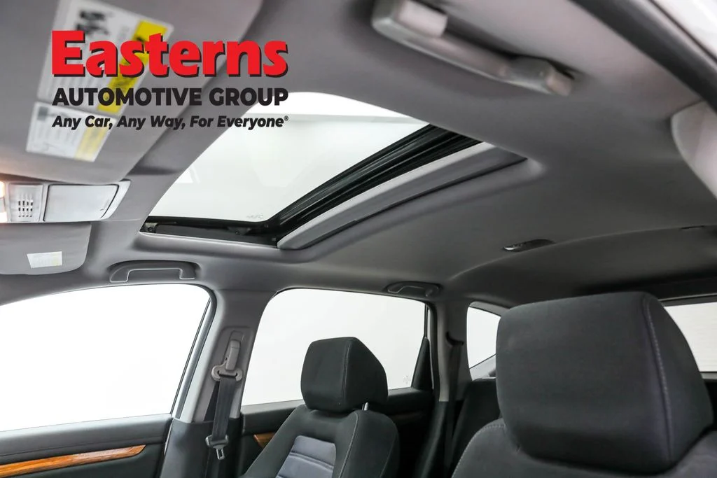 Used 2019 White Honda EX image 32