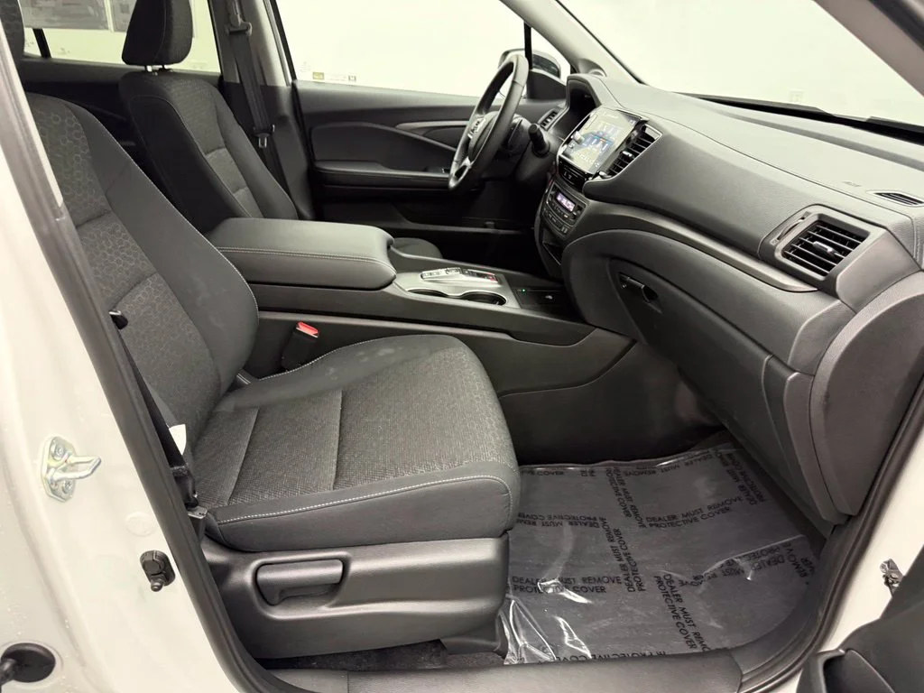 Used 2025 White Honda Sport image 34