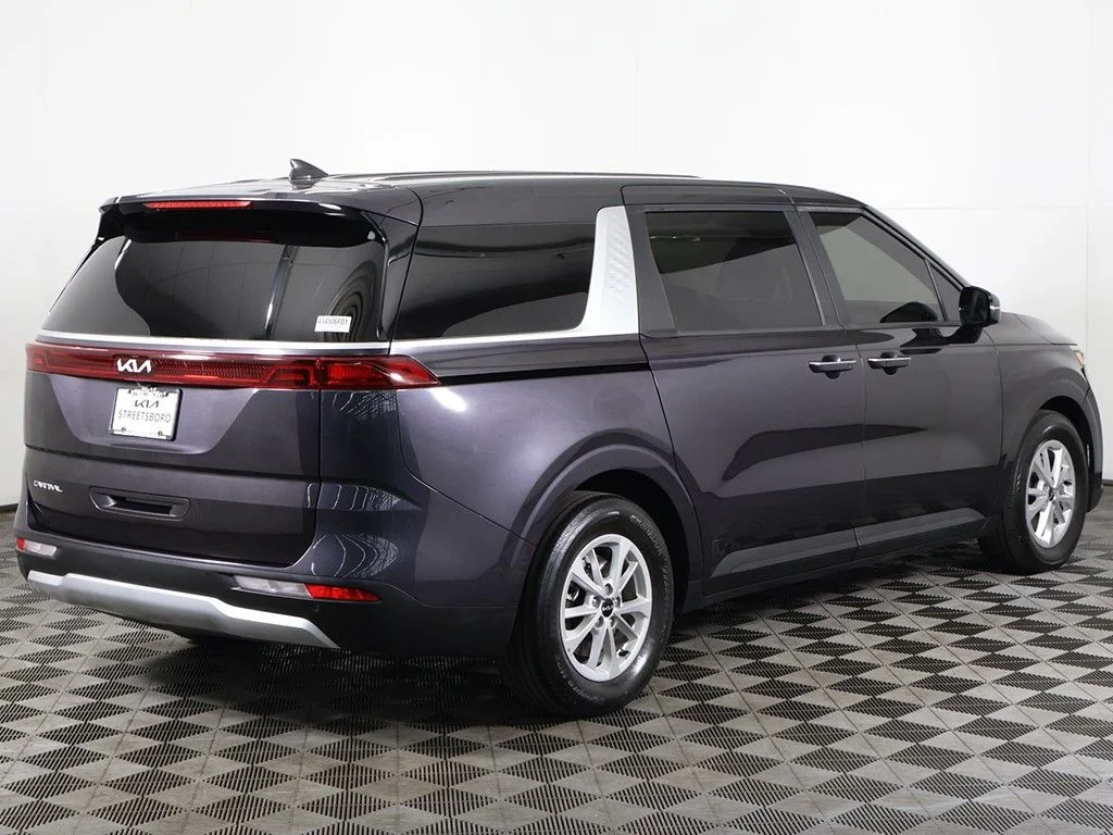 Used 2024 Gray Kia LX Seat Package image 10