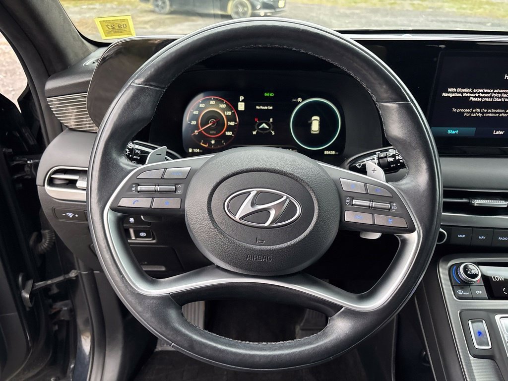 Used 2023 White Hyundai Calligraphy image 14