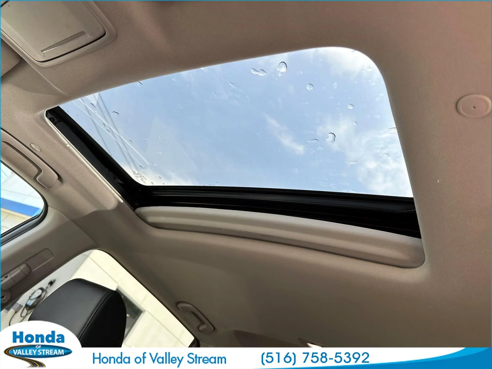 Used 2024 Gray Honda EX-L image 17