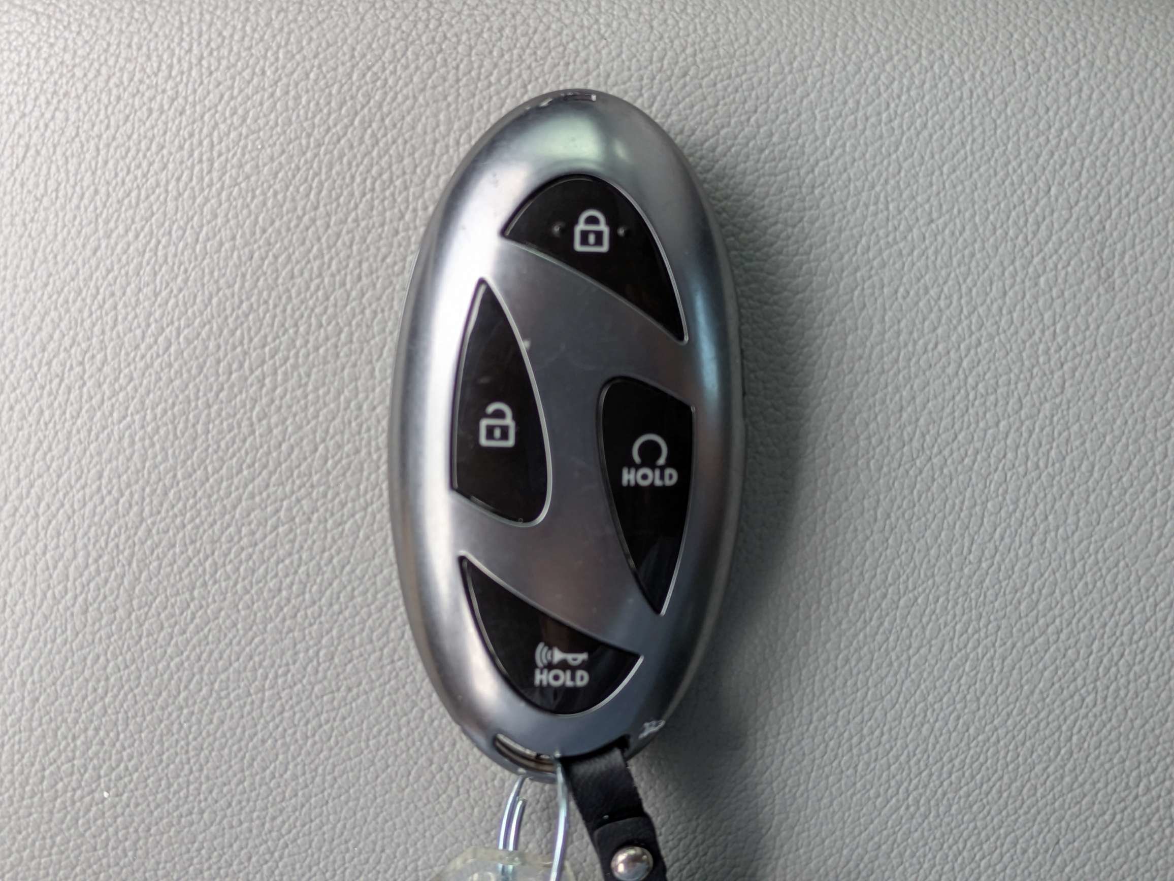 Used 2024 Abyss Black Hyundai Limited image 32