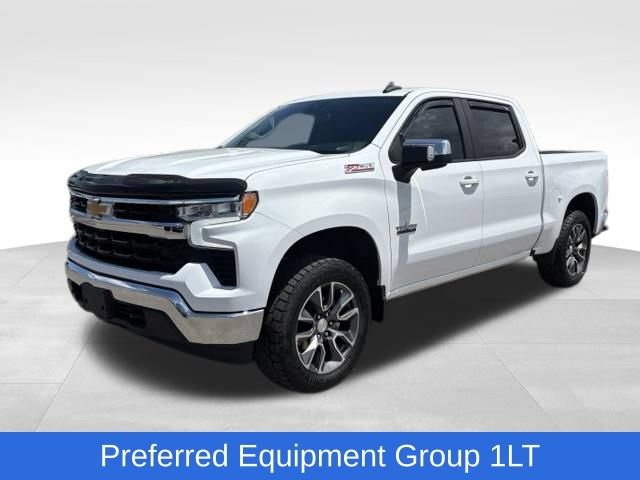Used 2022 Summit White Chevrolet LT image 1