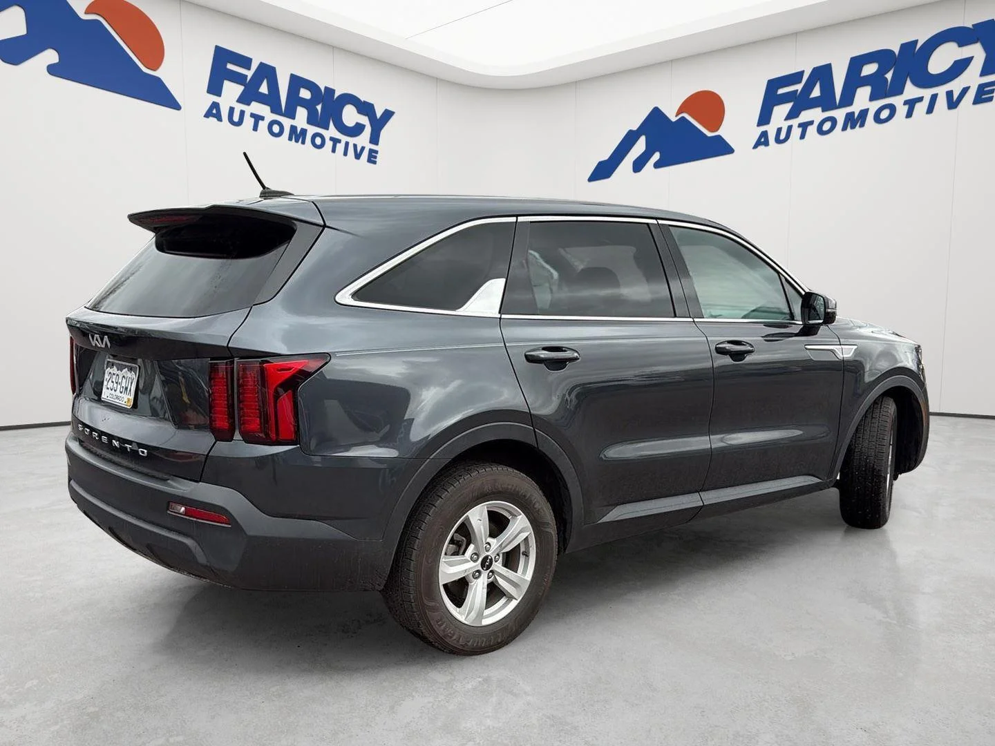 Used 2022 Gravity Gray Kia LX image 5
