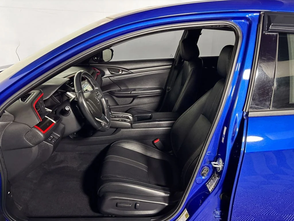 Used 2018 Blue Honda Sport Touring image 11