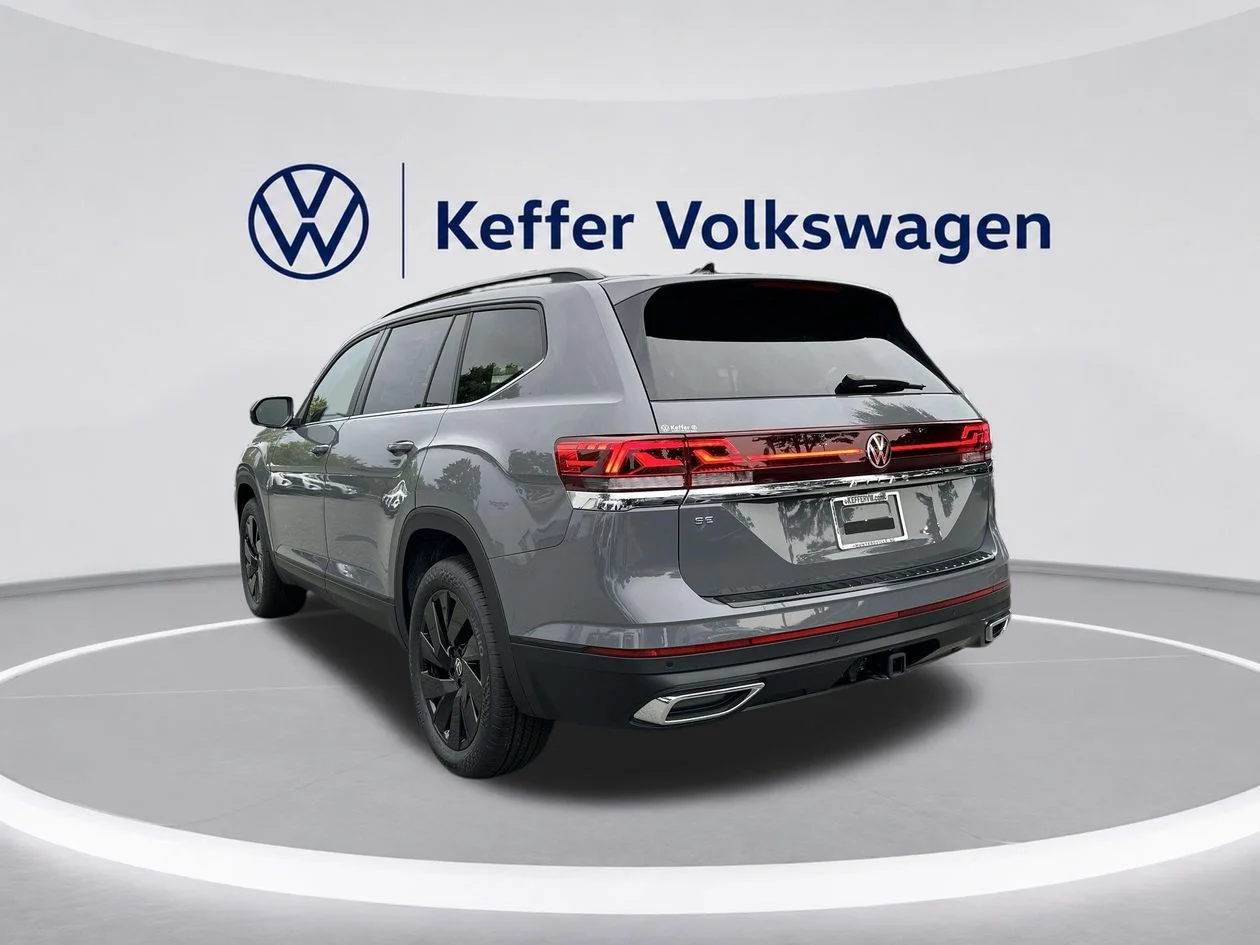 New 2026 Gray Volkswagen 2.0T SE w/Technology image 3