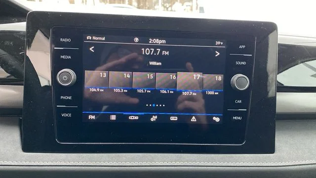 2026 Volkswagen Taos SE Black - Photo 15