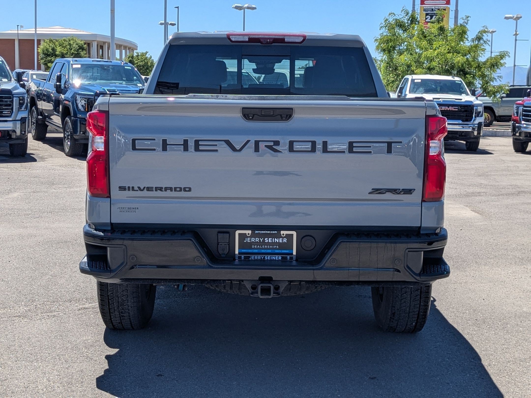 Used 2024 Slate Gray Metallic Chevrolet ZR2 image 4