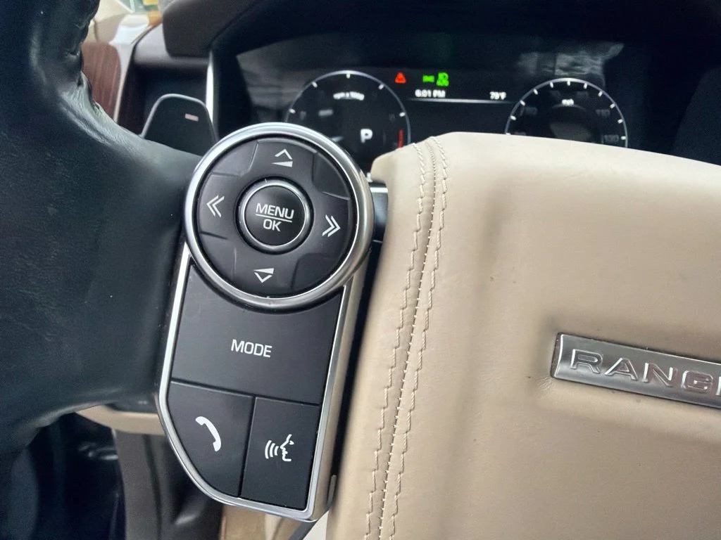 Used 2016 Black Land Rover 3.0L V6 Supercharged HSE image 21