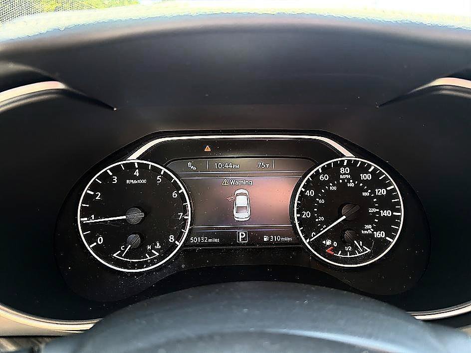 Used 2016 Pearl White Nissan 3.5 Platinum image 14