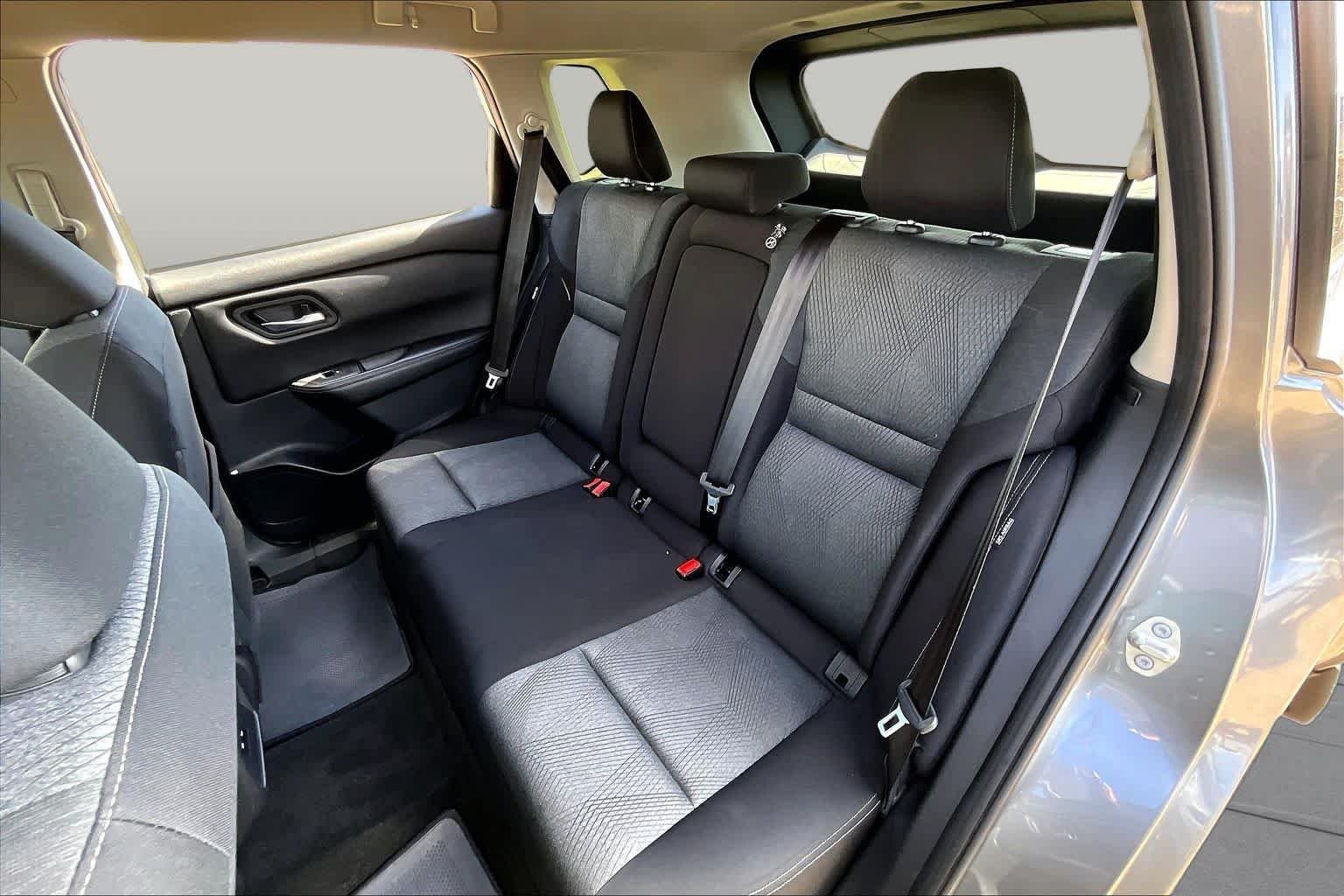 Used 2024 Gun Metallic Nissan SV image 21