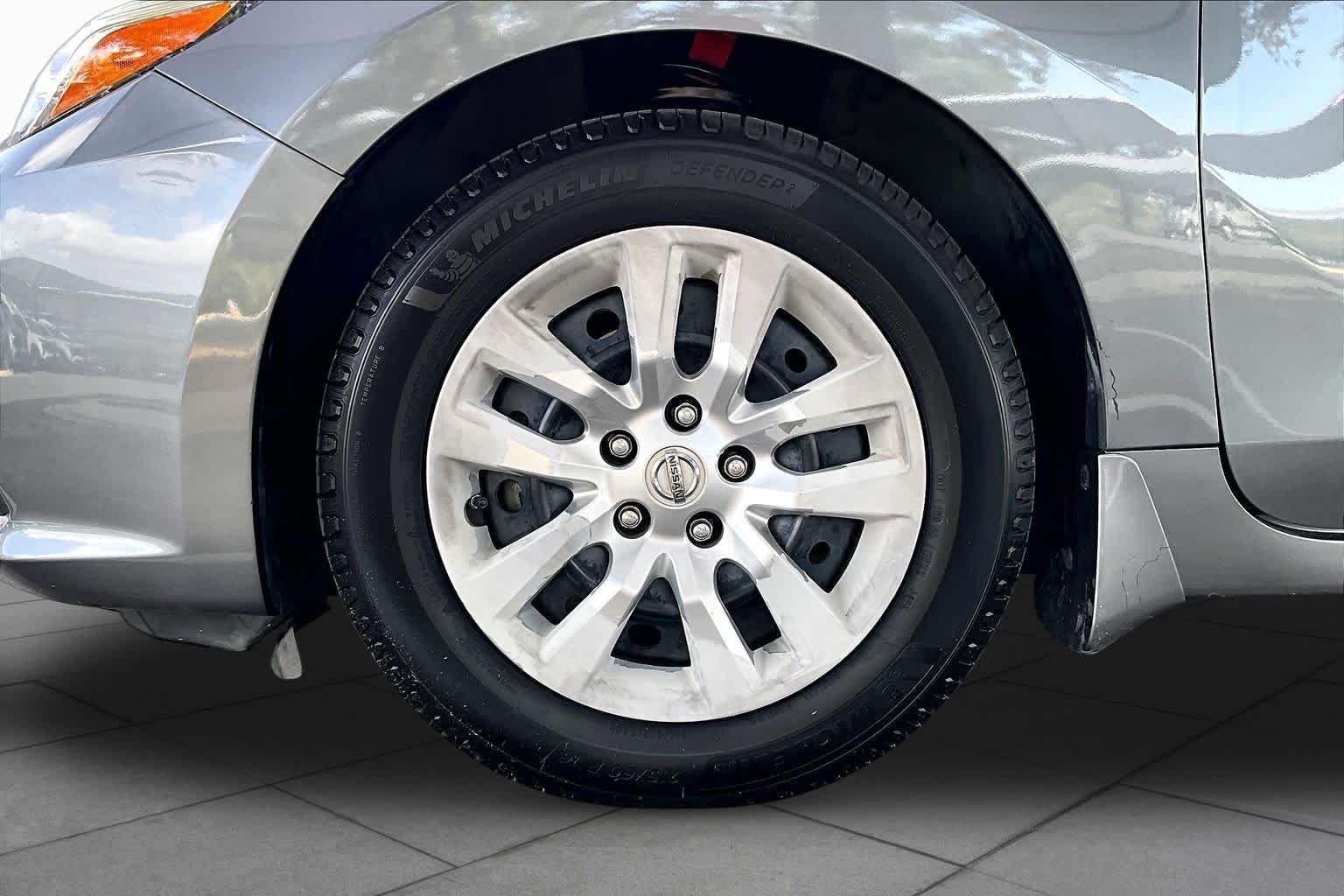 Used 2018 Gun Metallic Nissan 2.5 S image 10