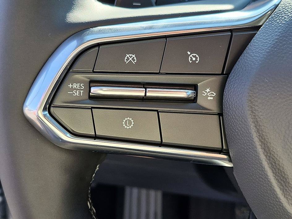 2027 Chevrolet Equinox LT - Photo 16