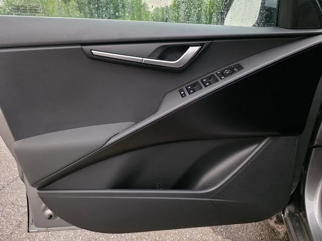 New 2026 Steel Gray Kia LX image 22