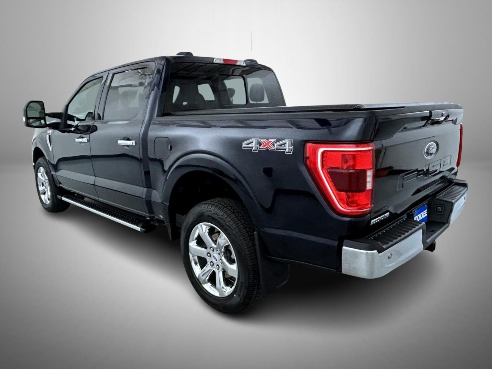 Used 2022 Blue Ford XLT image 7