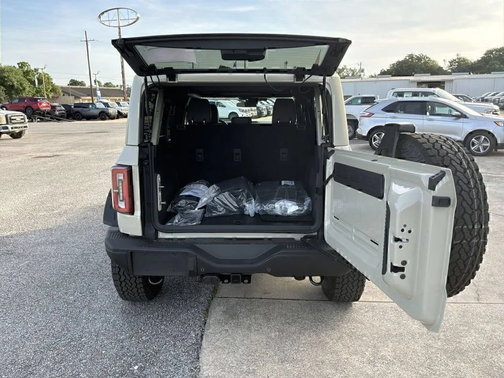 New 2026 Desert Sand Ford Badlands® image 20