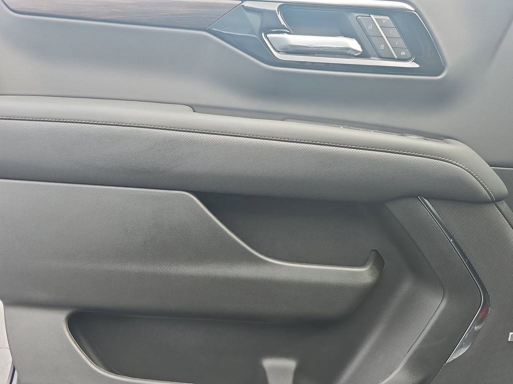 2026 Chevrolet Tahoe Premier - Photo 28