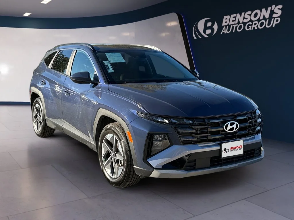 Used 2025 Blue Hyundai SEL image 7