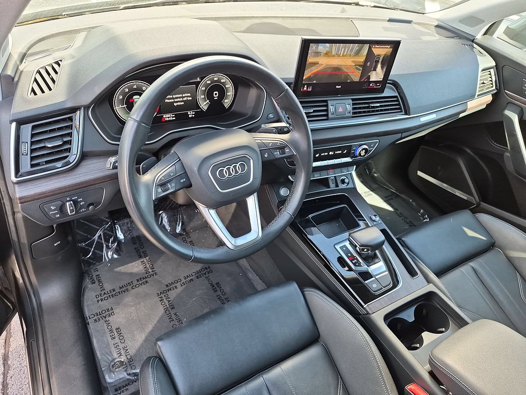 Used 2023 Daytona Gray Pearl Effect Audi e quattro S line Prem Pl 55 TFSI image 10