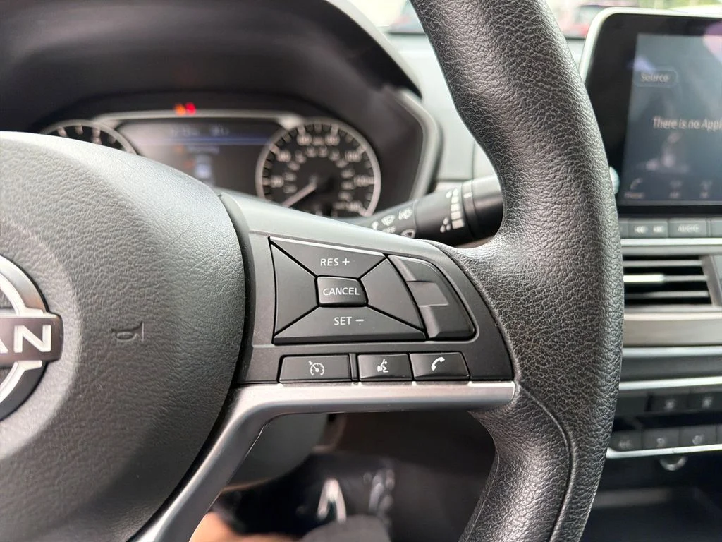 2024 Nissan Altima SV - Photo 21
