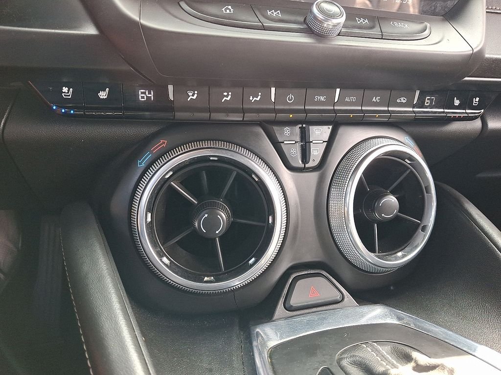 Used 2019 Crush Chevrolet 3LT image 16