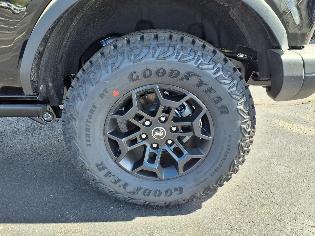 New 2026 Shadow Black Ford Badlands® image 7
