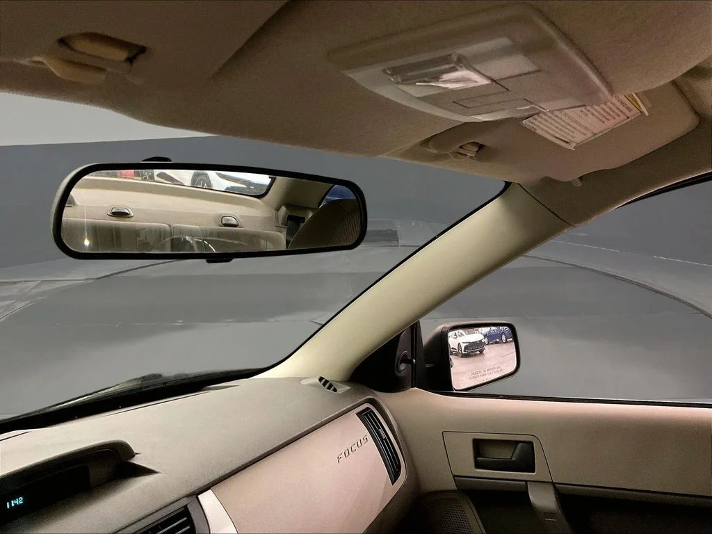 Used 2008 Black Ford S image 25