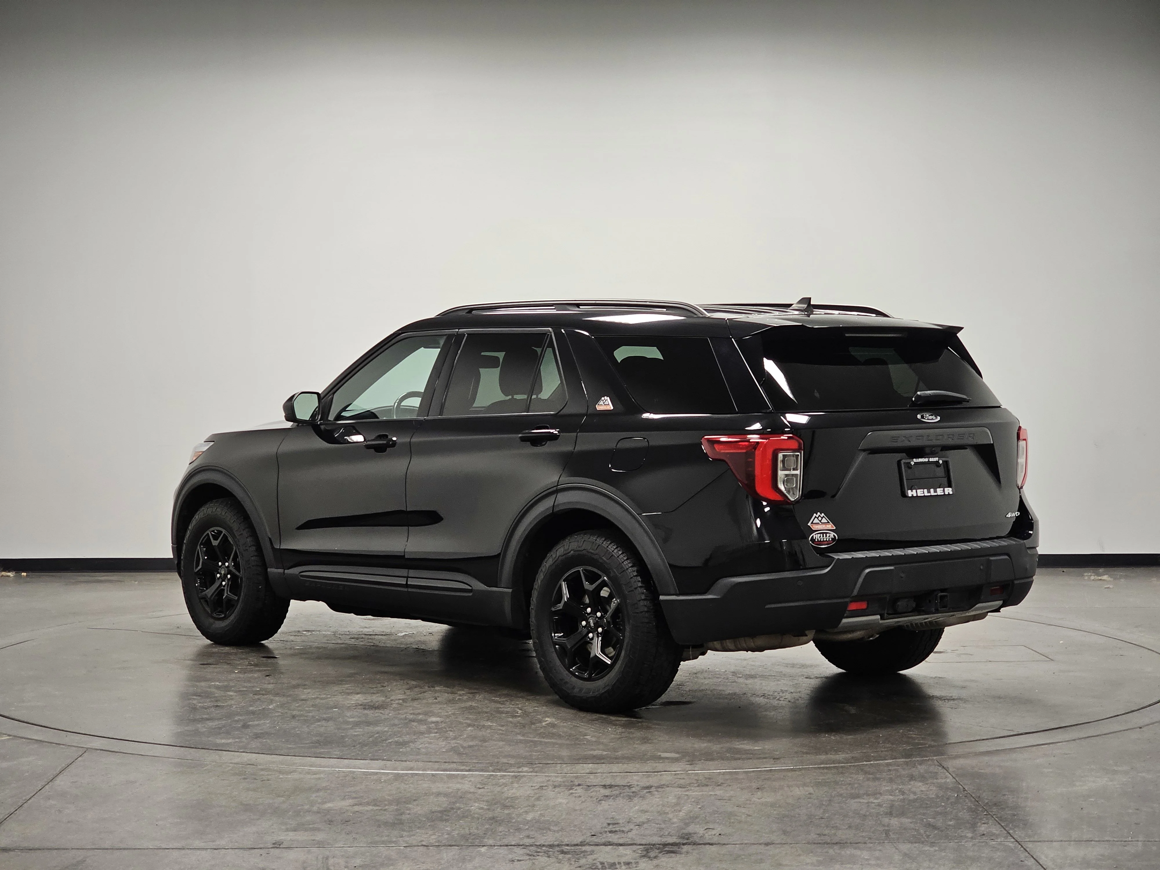 Used 2023 Black Metallic Ford Timberline image 6