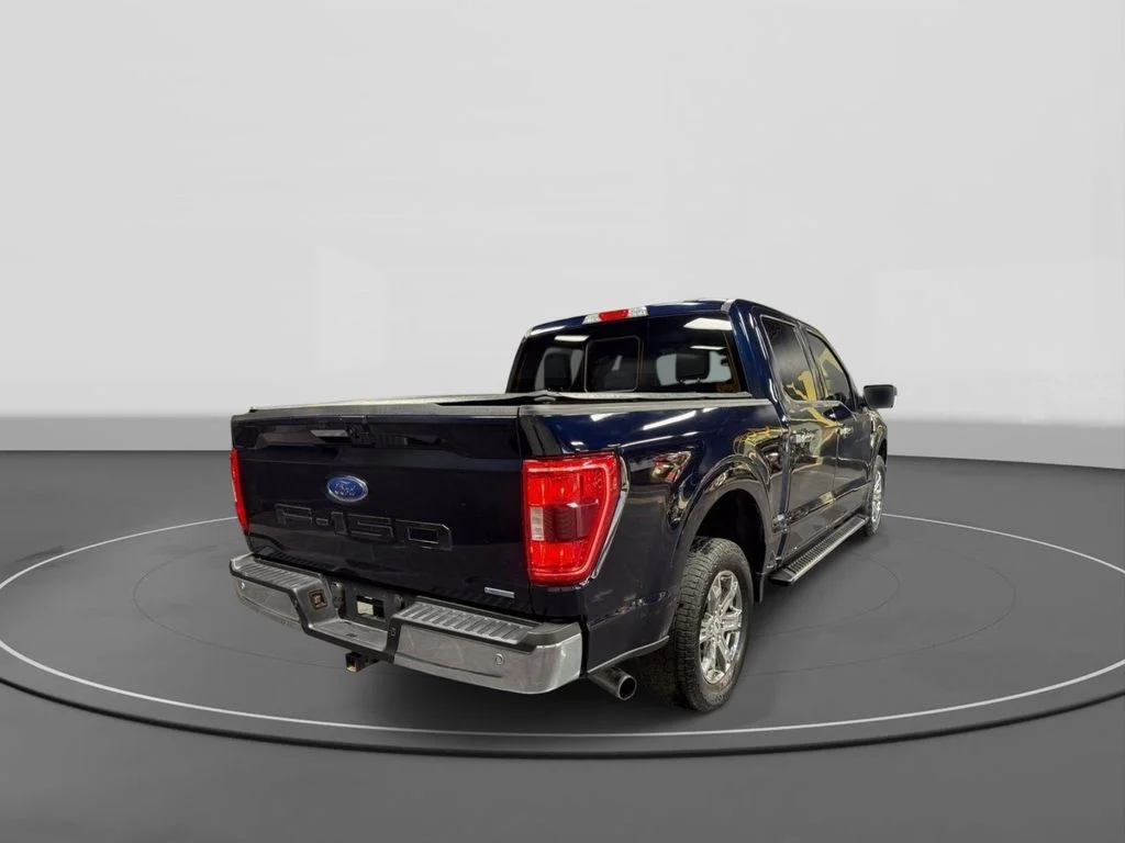 Used 2022 Antimatter Blue Metallic Ford XLT image 5