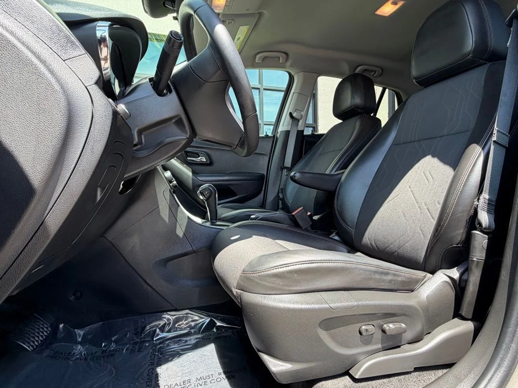 Used 2022 Gray Chevrolet LT image 10