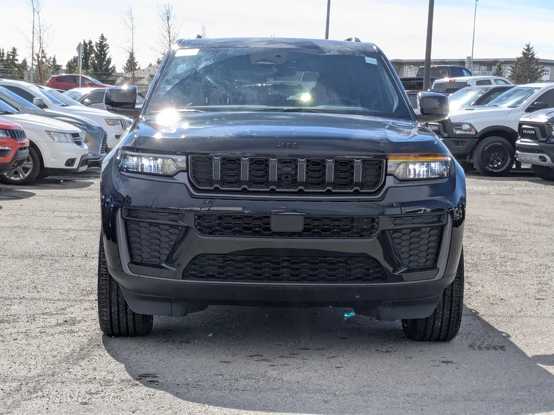 New 2026 Black Jeep Altitude - - 4x4 - Power Sunroof - Altitude Pack - 2.0L Turbo - Remote Start & More! image 3