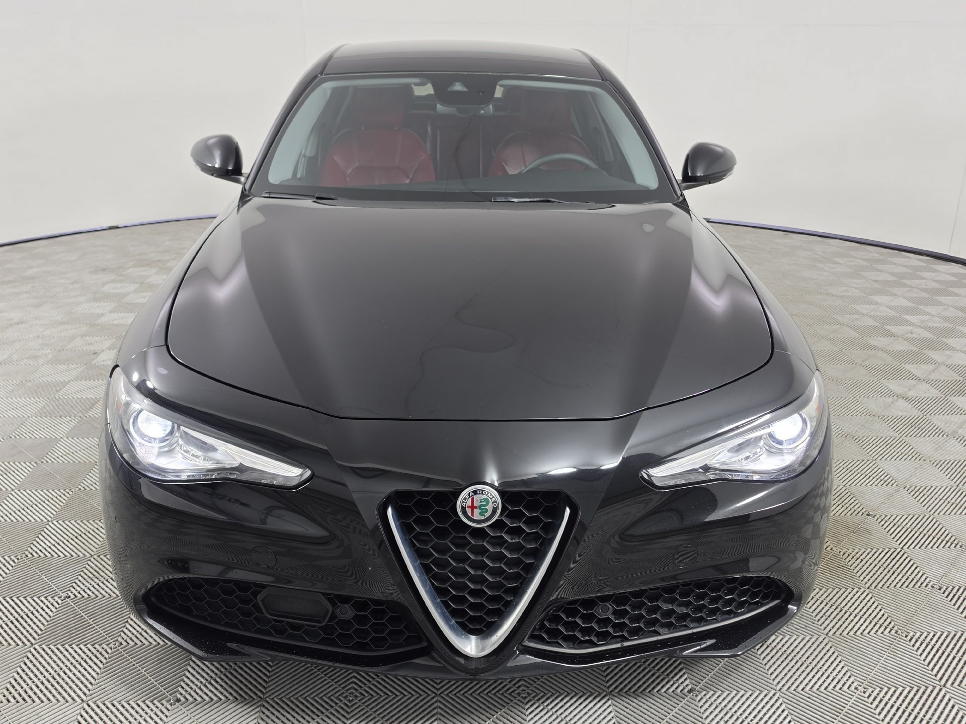 2017 Alfa Romeo Giulia Base - Photo 44