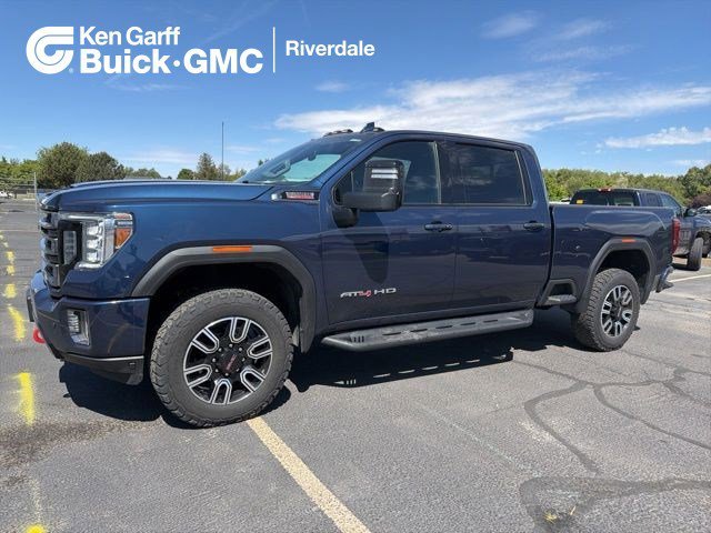 2023 GMC Sierra 4WD Crew Cab Standard Box AT4's photo