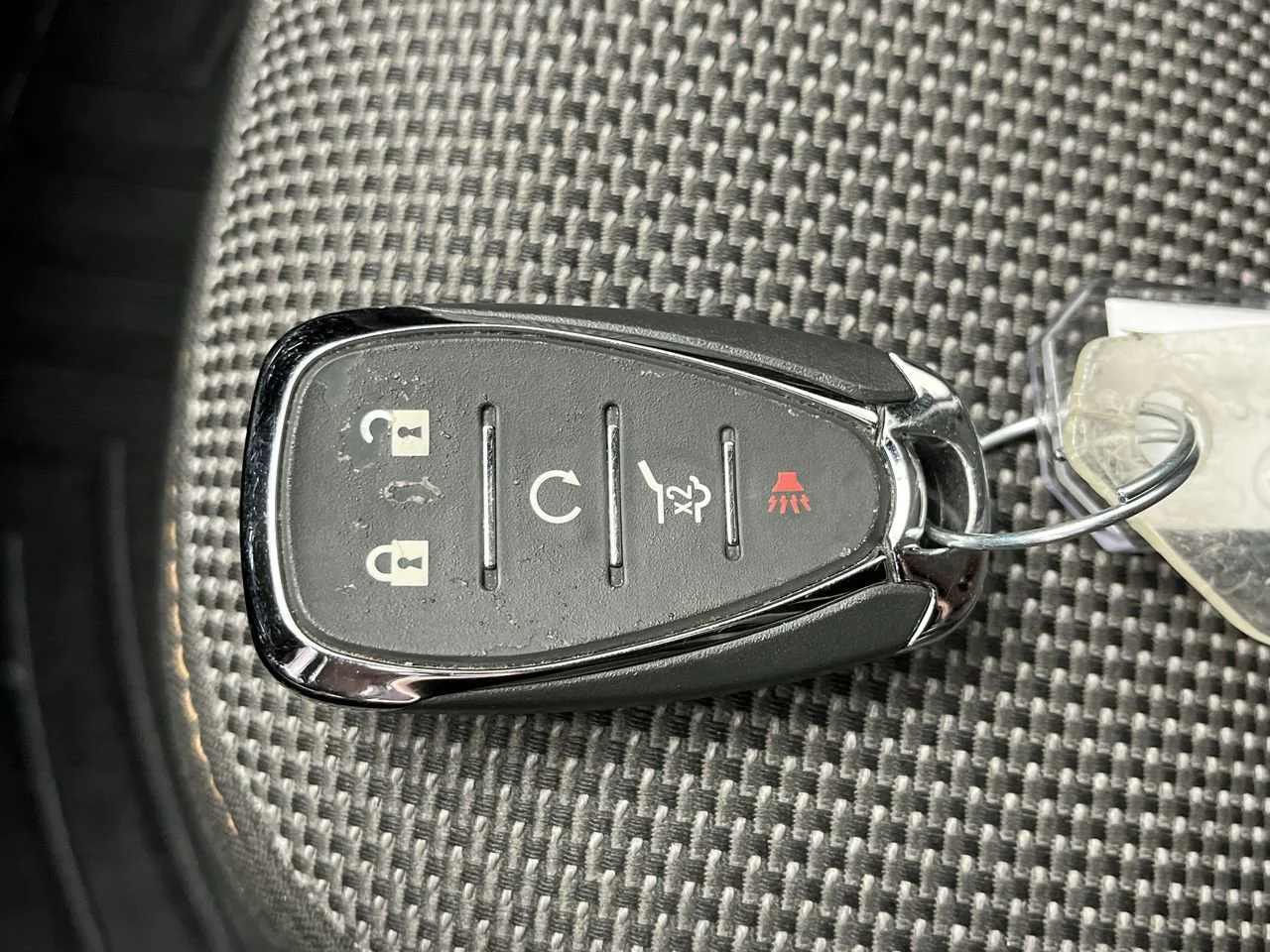 Used 2019 SUMMIT WHITE Chevrolet LT Cloth image 28