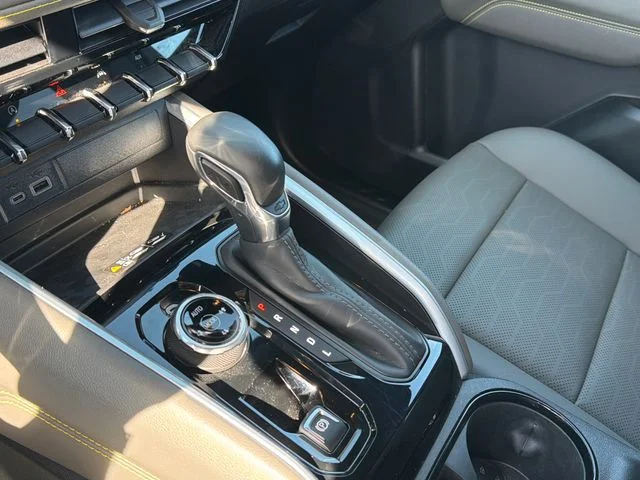 Used 2025 Gray Chevrolet ZR2 image 24
