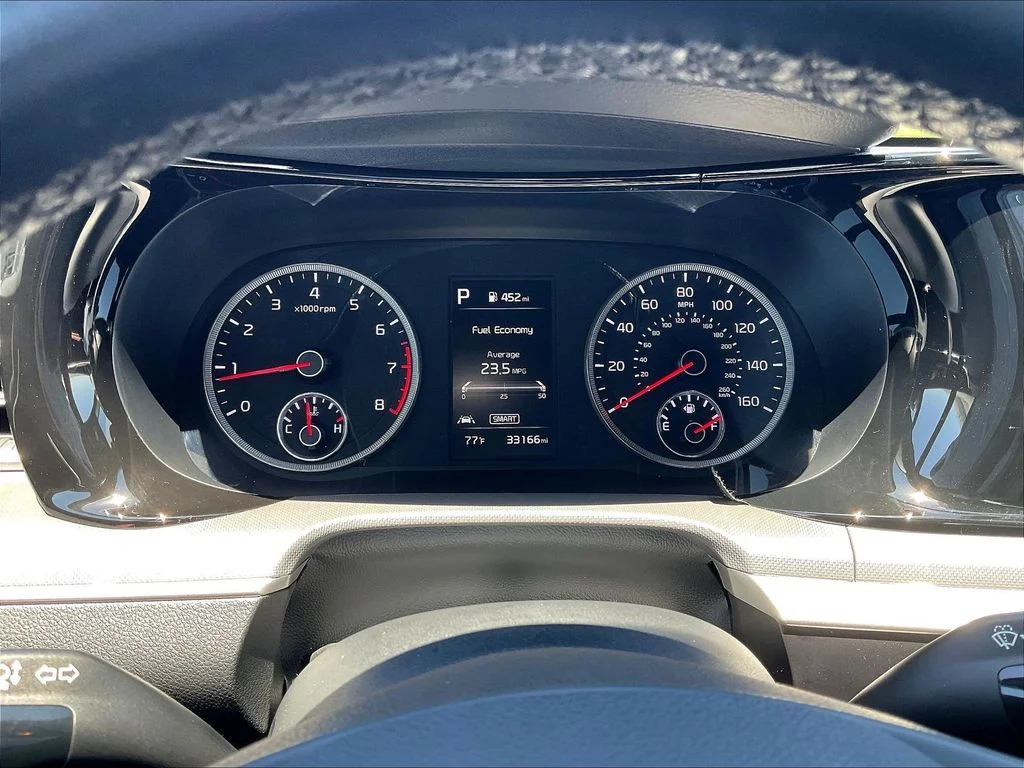 Used 2024 Gray Kia GT-Line image 9