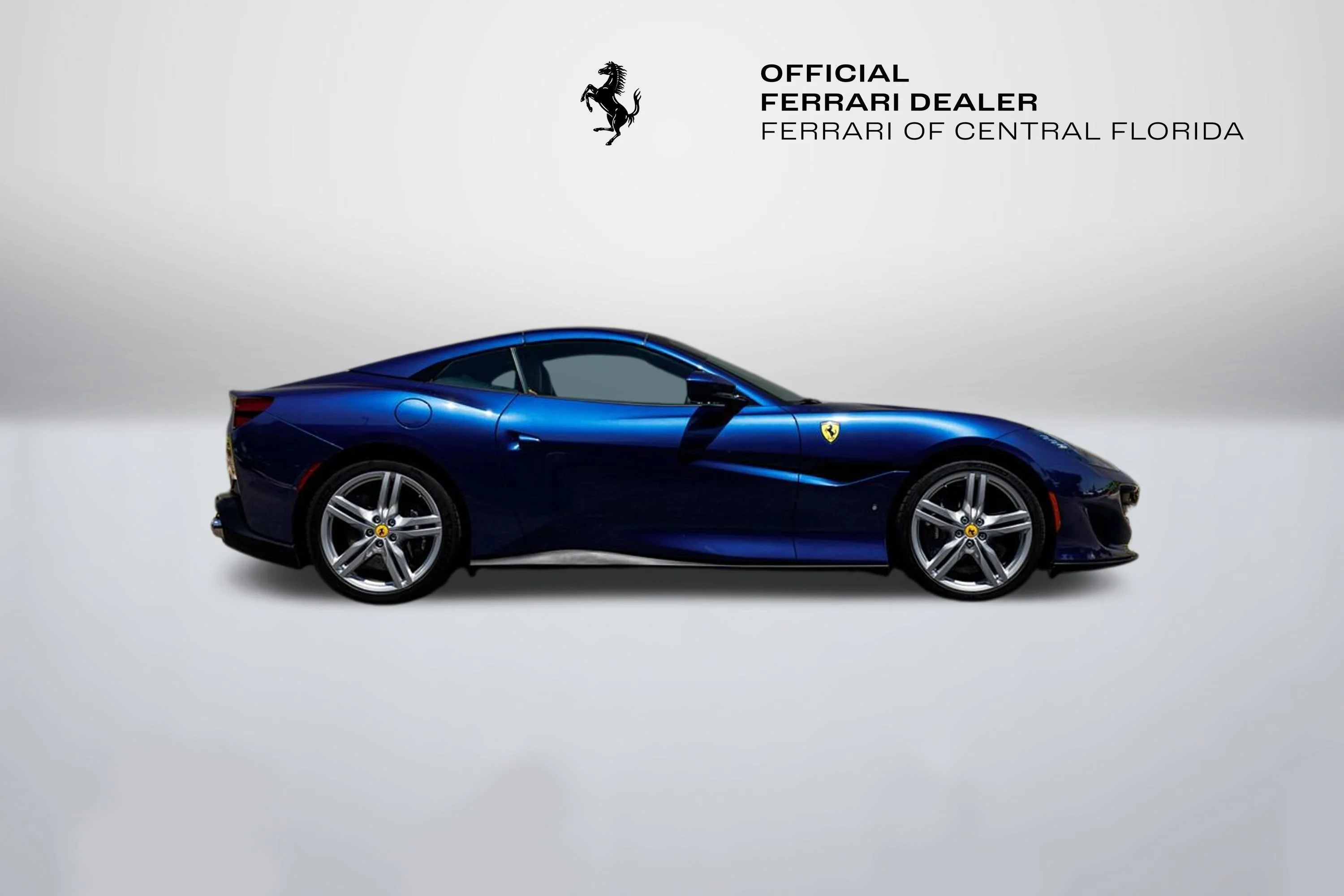 Used 2019 Blu Tour De France Ferrari  image 6