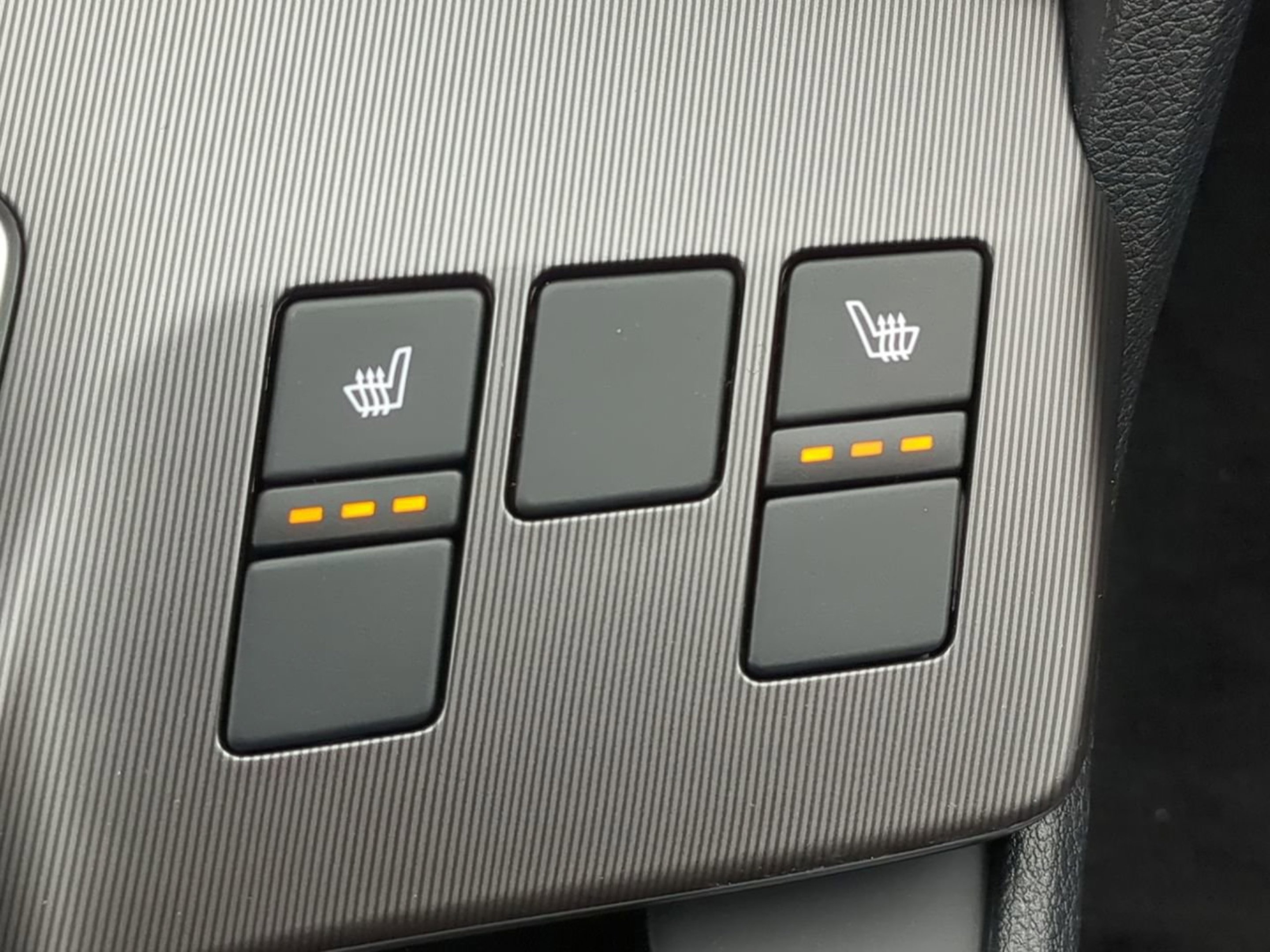 New 2026 Glacial White Pearl Kia EX image 28