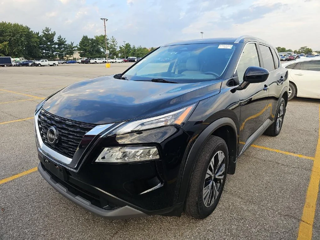 Used 2023 Black Nissan SV image 2