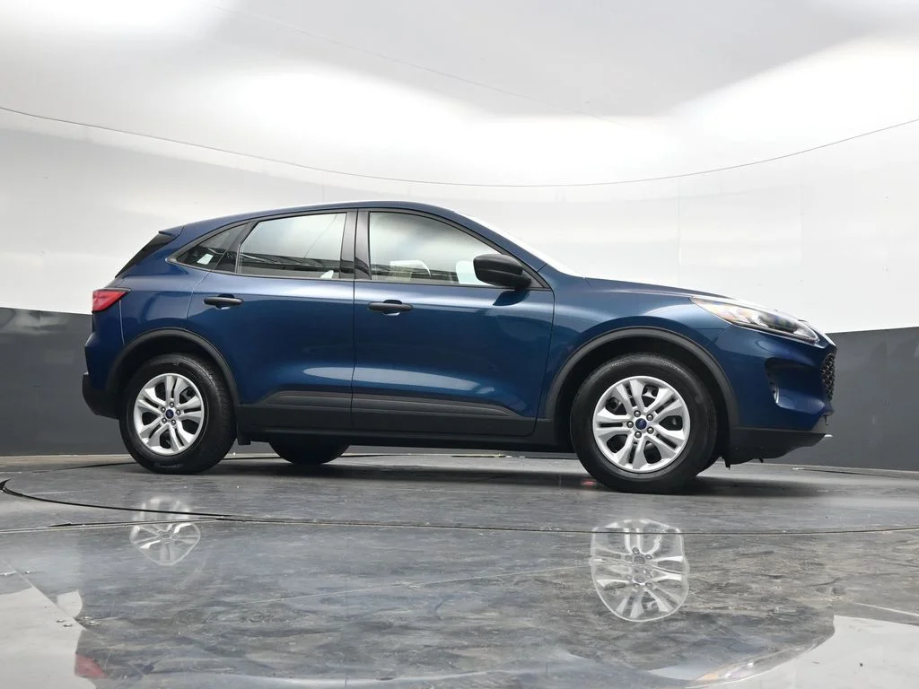 Used 2020 Green Ford S image 32