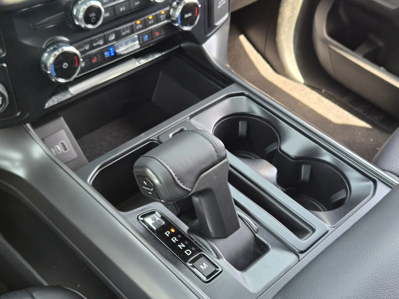 New 2026 Agate Black Metallic Ford Lariat® image 14