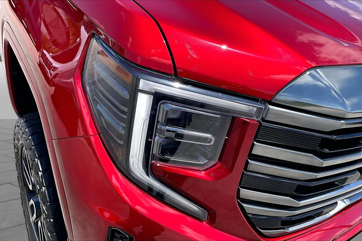 Used 2023 Volcanic Red Tintcoat GMC AT4 image 26