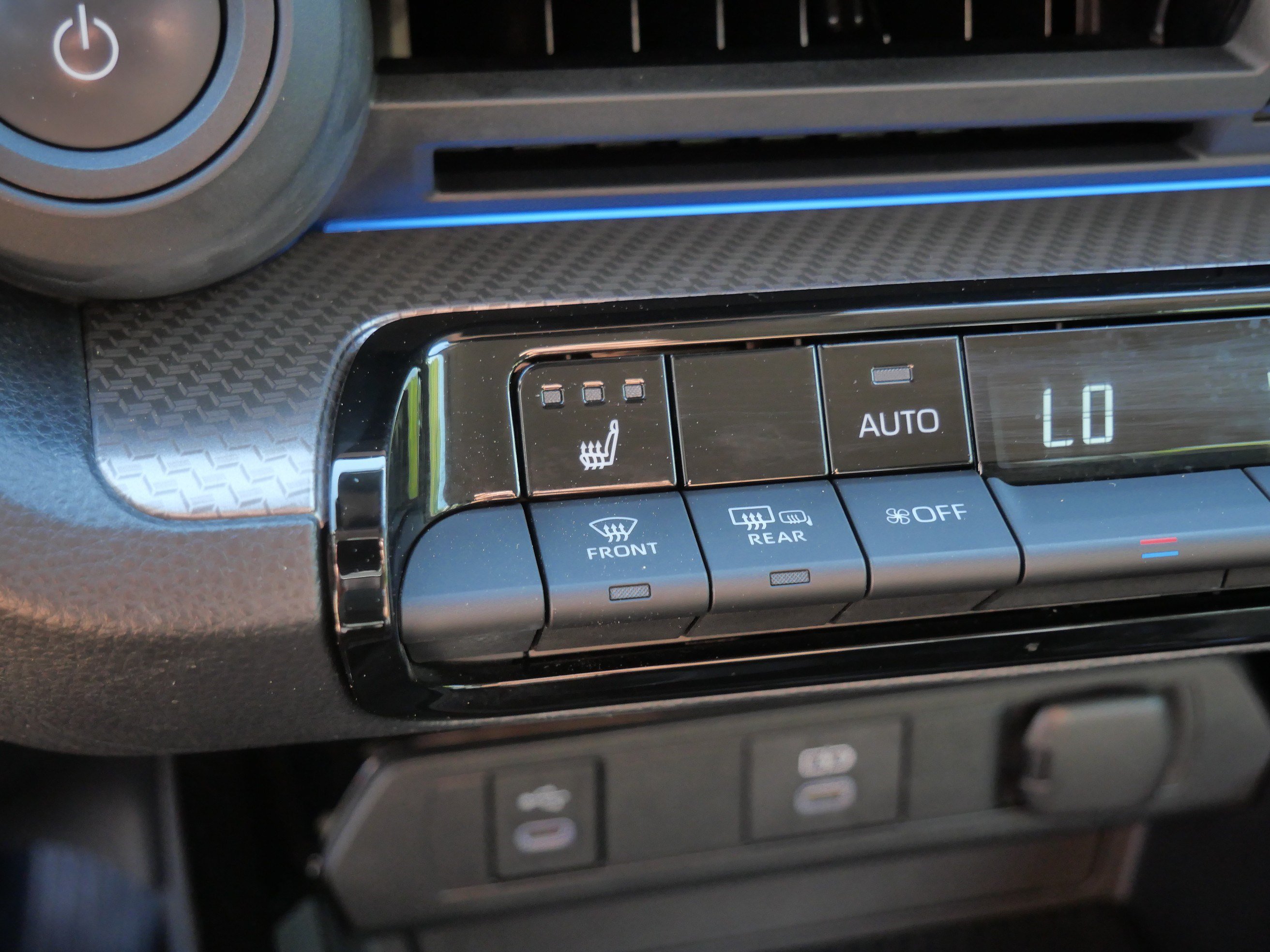Certified Used 2025 Cutting Edge Toyota XLE image 31