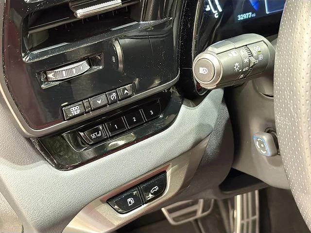 Certified Used 2024 ULTRA WHITE Lexus 500h F SPORT Performance image 10